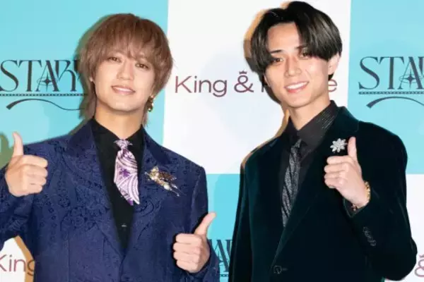 「King ＆ Princeがレッドカーペットでファンを魅了！歌舞伎町でリリースイベント」の画像