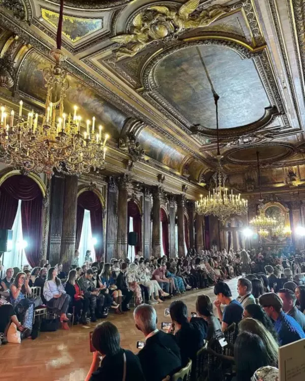 「全裸以上の恥ずかしい事態に」35歳の現役グラドルがパリコレに出演してみたら――仰天ニュース特報