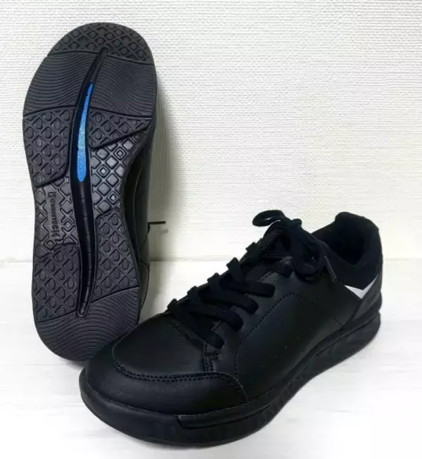 中年がヒザを壊してしまう靴。「格安品も高級品もNG」その特徴とは