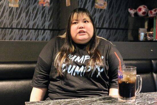 “5年で80キロ増” 152センチ・140キロの女性が語る驚きの日常生活「軽自動車がシャコタンに」「食べ放題で退店を促された」