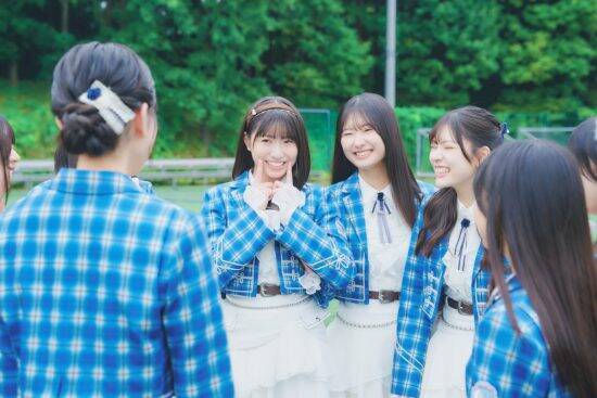 僕青・雲組、10人で支える新体制に密着「“自分なんか”をなくしていきたい」