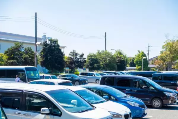 “3時間待った”駐車場で割り込みされた夫婦の怒り。暴行を受け「示談にしたい」と言われるも、断固拒否した顛末――仰天ニュース特報