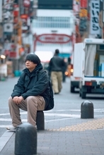 「スマホ15台を契約した」25歳男性が“800万円の借金地獄”に陥ったワケ。「月に30万円以上の返済」2年で完済した方法