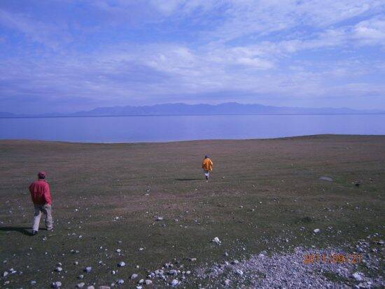 「家のご飯が保育園と全然違った」新疆ルーツの女性YouTuberが明かす“幼少期の記憶”