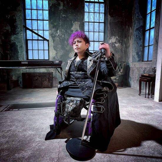 独身時代は同時に「30人の女性」と遊んでいた“車椅子の男性”が、妻との結婚を決意するまで。初対面の義父から「驚きの一言」が