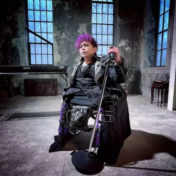 「独身時代は同時に「30人の女性」と遊んでいた“車椅子の男性”が、妻との結婚を決意するまで。初対面の義父から「驚きの一言」が」の画像