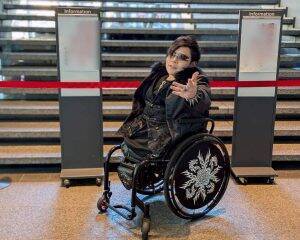 独身時代は同時に「30人の女性」と遊んでいた“車椅子の男性”が、妻との結婚を決意するまで。初対面の義父から「驚きの一言」が