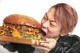「「マッチョこそ強い」MAX鈴木が語る、大食い業界の新しい潮流。日本の現王者が「最強国・アメリカ」のレベルに達する可能性も」の画像1