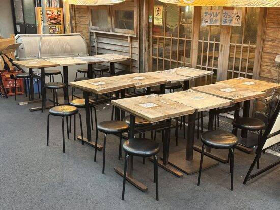 上野アメ横の“一斉摘発”から3ヵ月も…警告に従わない店舗が後を絶たず「路上営業がなくならない」理由【現地レポート】