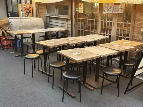「上野アメ横の“一斉摘発”から3ヵ月も…警告に従わない店舗が後を絶たず「路上営業がなくならない」理由【現地レポート】」の画像
