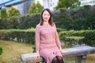 「普通の主婦」が50歳でセクシー女優になったワケ。夫婦仲はいいけれど…「原因の1つだった」夫との関係性とは
