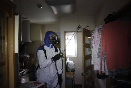 遺族に聞こえる声で「くっさ！」、遺品整理で見つかったお金を横領…特殊清掃員が明かす“悪質業者の実態”――大反響セレクション