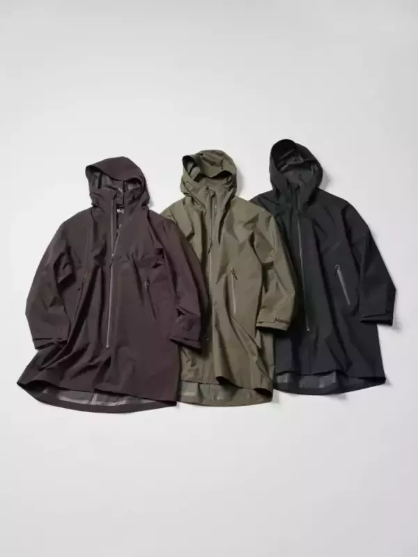 「ユニクロ最新コラボ「9990円の傑作コート」「春秋にも使える万能アウター」完売前に買っておきたい“5つのアイテム”」の画像