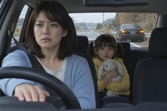 “あおり運転”してきた黒いセダンにクラクションを鳴らしたら「文句あるなら降りろや！」怒鳴った瞬間、運転手を襲った悲劇／チャイルドシートに正しく座れていない子どもは何割か調べてみた