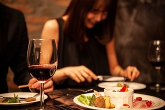 「有名俳優でも“出禁”になる」元ホテルマンが見た、残念な客の共通点