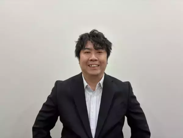 「クマより人が死んでいる…スズメバチ相手に「叩いて潰す」は自殺行為。プロが警告する“絶対NG”な行動」の画像