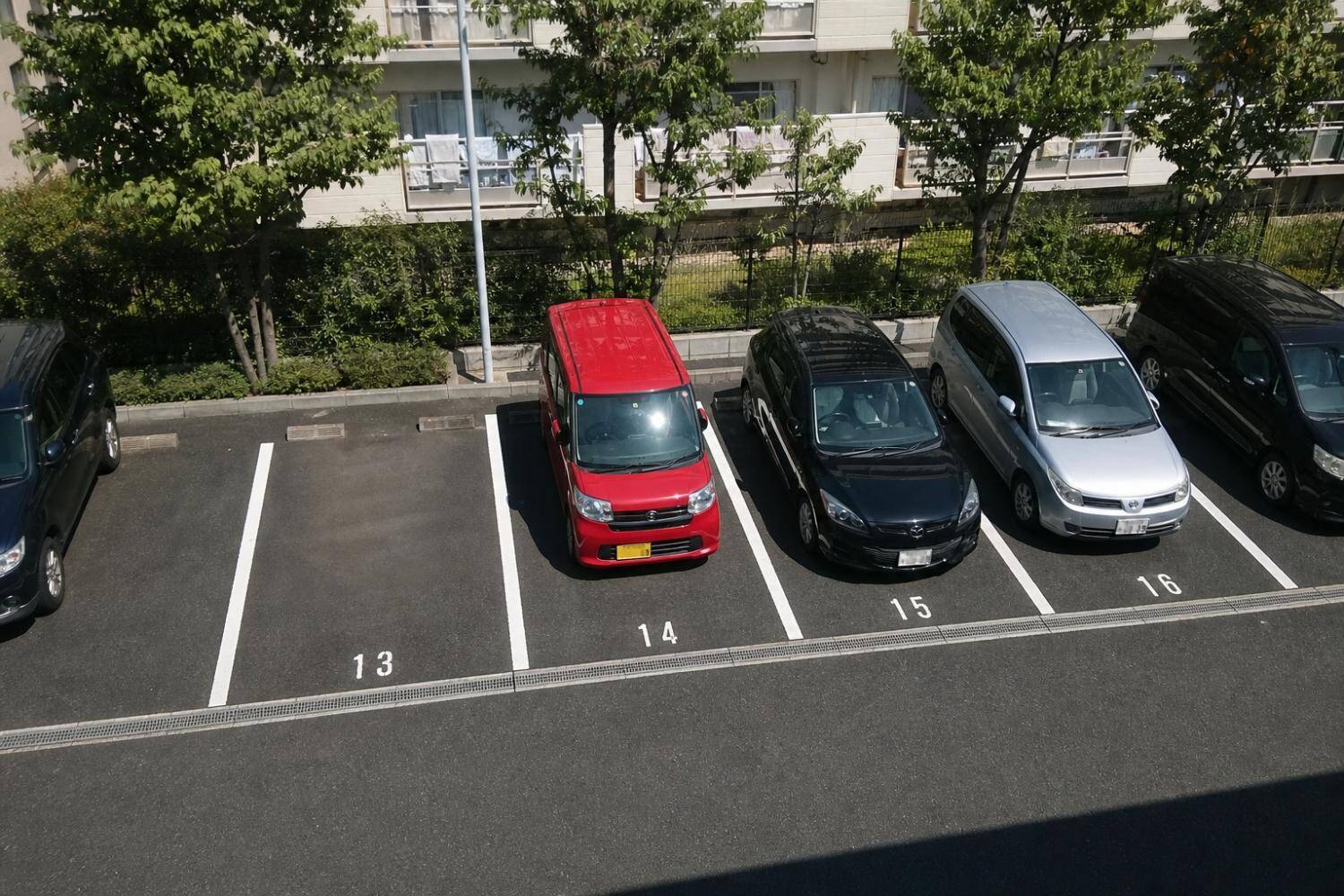 「ウチの駐車場を勝手に使っていた」隣人の年配女性に怒り心頭。防犯カメラの映像を突きつけた結果…／駐車違反の取り締まり、最近は増えたのか減ったのか調べてみた