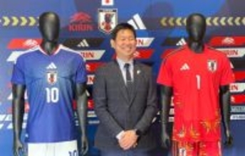 なぜ「サッカー日本代表のユニフォーム」の購買層が拡大しているのか。日本人サポーターだけじゃない“意外な需要”に迫る