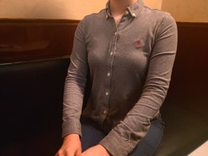プレイ用マットを浴槽に敷き猛勉強…元吉原嬢の20代美女が「行政書士」になれたワケ