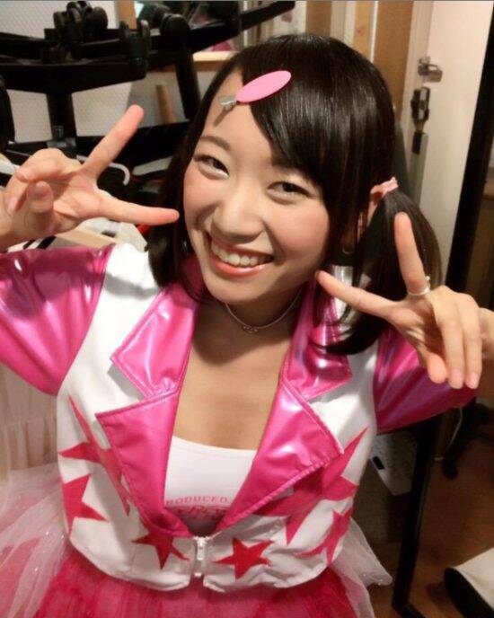 「妻は30歳、夫は57歳」27歳の“年の差婚”をした元アイドル。きっかけは19歳のとき、ライブ後の食事で…――大反響セレクション