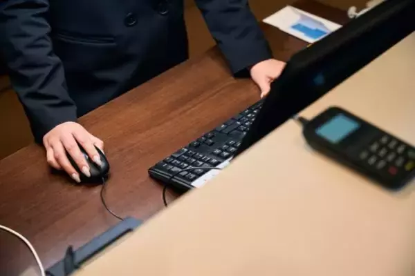 元ラブホテル従業員が明かす“不思議な出来事”。女性客から「仕事が終わったら、会いませんか？」誘いに応じると…――大反響セレクション