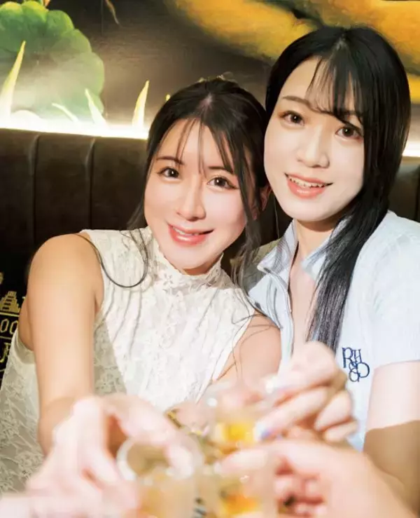 「「母親は伝説のロック歌手」27歳娘が港区でバー店主に。会社を3日でクビ、整形に400万円かけた“破天荒人生”を告白」の画像