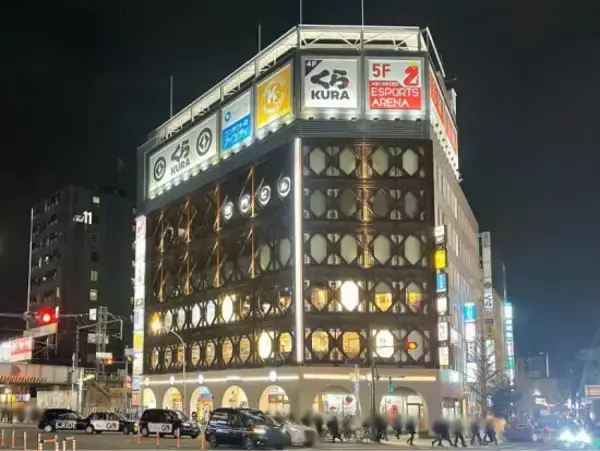 「高田馬場｢駅前不法占拠｣がついに解体。“謎の激シブ店舗群”が現在は｢ただの壁｣に…むしろ「なぜ令和まで生き残れたのか」背景に迫る」の画像