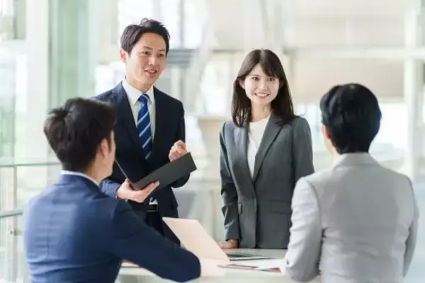 「【大人のいじめ】「君以外はミーティングだから」新入社員を毎日ハブる“陰湿上司”。ハラスメント窓口への通報で発覚した「呆れた動機」」の画像