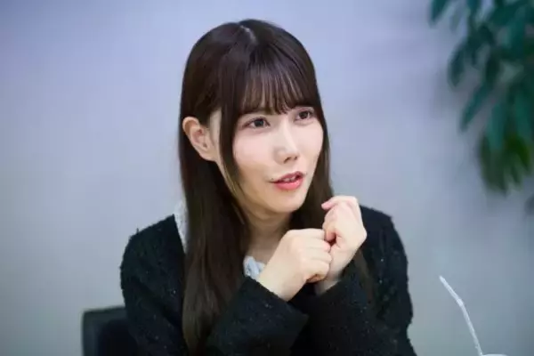 「セクシー女優になった元アイドルの波乱万丈な人生。病院の秘書時代「院長に足を舐められた」壮絶セクハラも告白」の画像