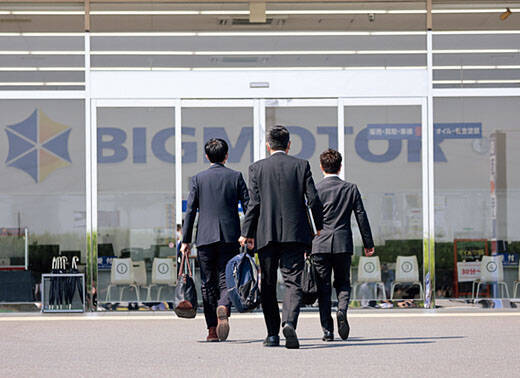 三菱UFJ、プルデンシャル…なぜ一流企業で「3億円窃盗」や「31億円詐取」が続くのか？エリートが“闇落ち”する「一流ゆえの免罪符」