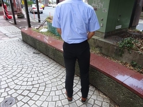 「休日の電話に出ないのは当然」な若手と「責任が重くなり休めない」上司…「つながらない権利」で分断される職場のリアル