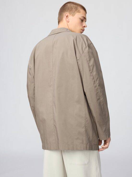 ユニクロのセットアップ「着るだけでファッションが完成」「半端ないコスパ」知らない人だけ損をする傑作アイテム