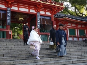 「結果マイナスにしかならへん」多くが“トイレ貸出拒否”…外国人観光客が殺到する京都でコンビニ店員が語った苦悩