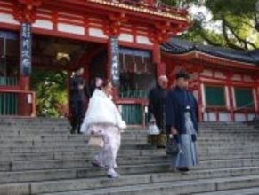 「結果マイナスにしかならへん」多くが“トイレ貸出拒否”…外国人観光客が殺到する京都でコンビニ店員が語った苦悩