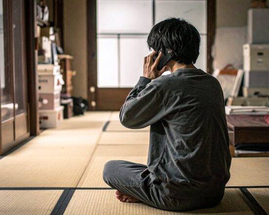 “ホワイト”化する闇バイトの恐怖「シフト制・土日祝休み・待機手当あり」懲役6年判決の33歳男性が独白