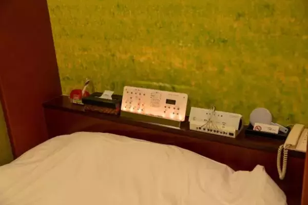 ラブホテルに来た“垢抜けない20代の男女”が、「チェックイン30分後」に別々に帰っていった悲しすぎる理由――大反響セレクション