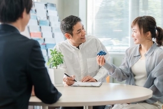 「ハイブリッド車は“お得じゃない”と思ってた」元ディーラー営業マンが2000km乗って考えが変わった理由