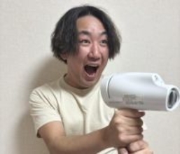 WIN5的中で絶叫「1年働かなくても生きられます」から1年…“ドライヤーと掃除機”でバズった元芸人の「意外すぎる現在」