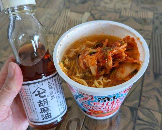 「冷たい水を入れて5分」お湯のいらないカップ麺が話題に。実食した記者が“言葉を失った”ワケ