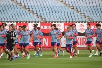 サッカー日本代表の後任は大岩監督へ。「アジア杯優勝は当然」の森保ジャパン、残り半年に課された“最後の仕事”とは