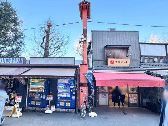 浅草のど真ん中に「40年続く不法占拠」があった。昭和の“義理人情”で残されたアートは今夏、見納め