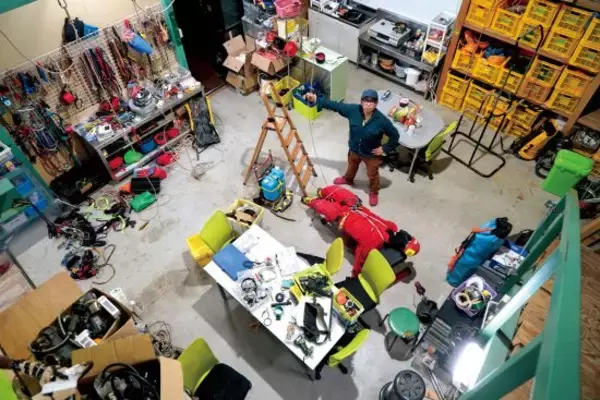 「年商3億の社長から「洞窟探検家」へ。一家離散、借金1500万…レジェンドが語る“前人未踏”の日常」の画像