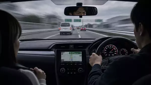 「彼氏が“あおり運転”をする様子を見て、その場で婚約破棄を決意した20代女性「おかしな運転をする人とは結婚できない」／2020年に新設された“妨害運転罪”、運転者の3人に1人が被害経験」の画像
