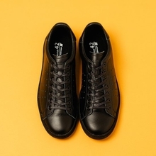 スーツにも合う革靴スニーカー「ビジネスカジュアルシューズ」の傑作3選