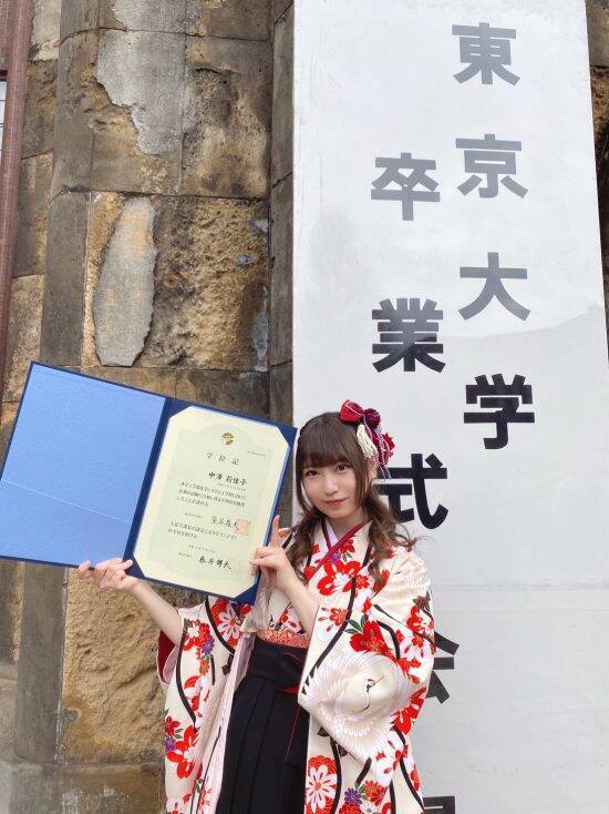 「就活はしていない」東大卒・大食いアイドルが明かす“異色の半生”。2度の留年、“安定”よりも選んだもの