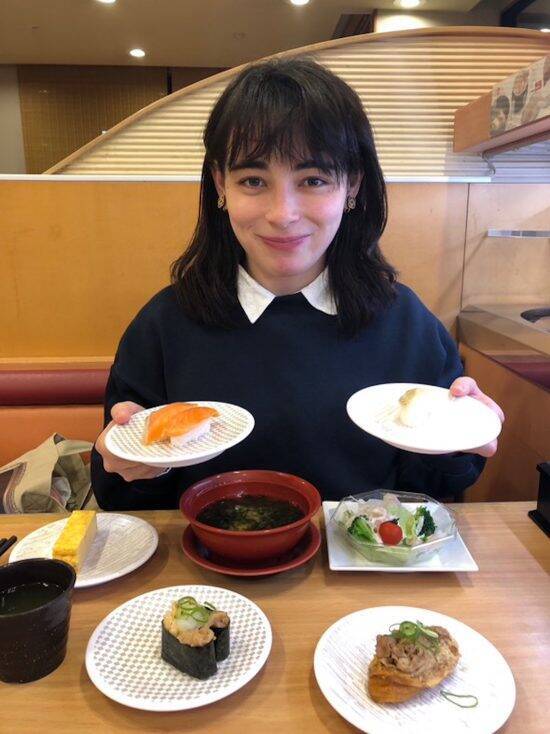 「私、どう考えても日本人じゃないよね」20歳ではじめて自分が“ハーフ”だと知った女性の“出生の秘密”――大反響セレクション