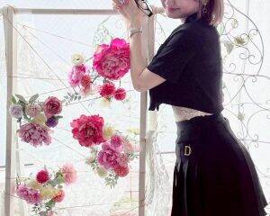 50歳最年長地下アイドルを直撃。「いつまでやってんの？」の批判を実力で黙らせた、奇跡のルックスと壮絶な半生