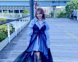 50歳最年長地下アイドルを直撃。「いつまでやってんの？」の批判を実力で黙らせた、奇跡のルックスと壮絶な半生