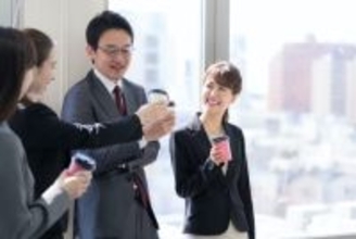 「外回りと見せかけて…」上司とラブホに行った銀行員、支店長に目撃されてしまった顛末――仰天ニュース特報