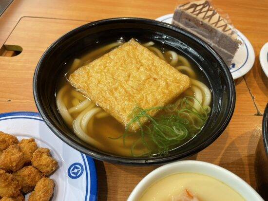 くら寿司「ひとりで5000円分」食べていた記者の挑戦。“寿司以外”のメニューだけで満腹を目指してみた